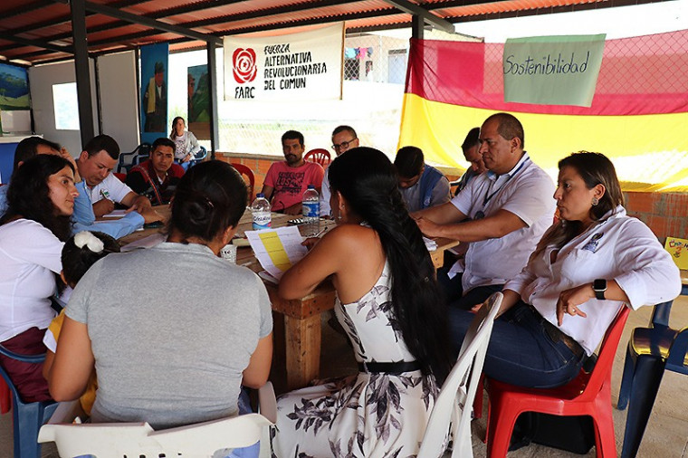 “Seguimos apostándole a la paz, nuestra única arma es la palabra”